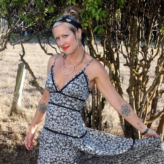 Long Black and White Floral Patterned indian cotton Flowy Hippie Dress