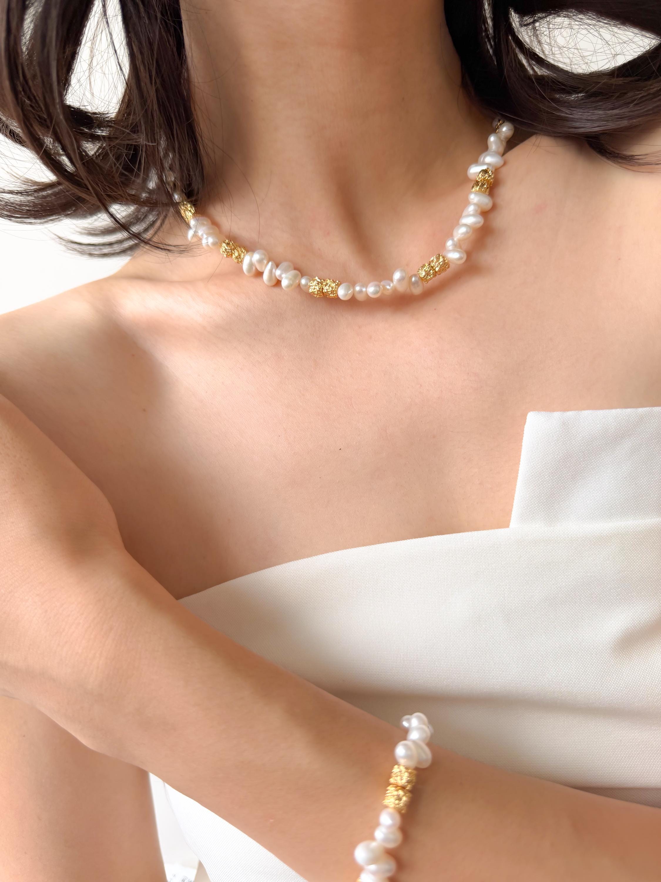 Aurora-Like Luster Pearl Necklace, Lava-Inspired 18 K Gold Plated, Natural White Pearls, Adjustable Length