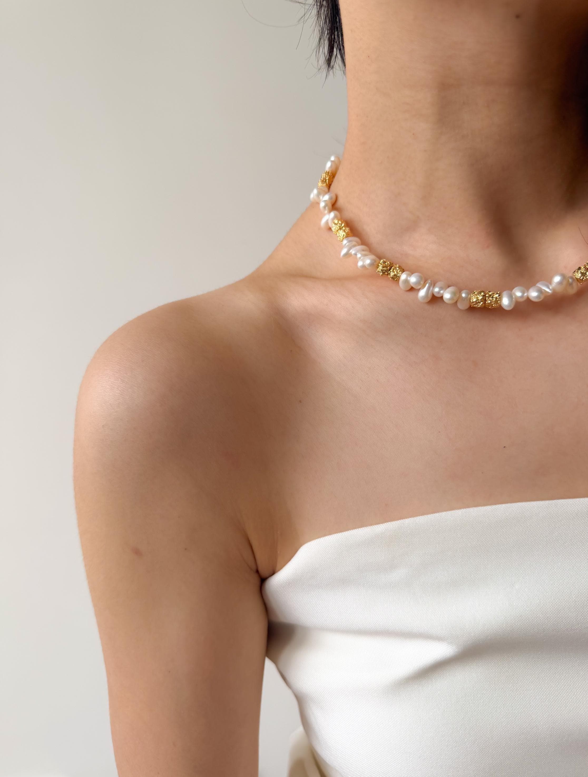 Aurora-Like Luster Pearl Necklace, Lava-Inspired 18 K Gold Plated, Natural White Pearls, Adjustable Length