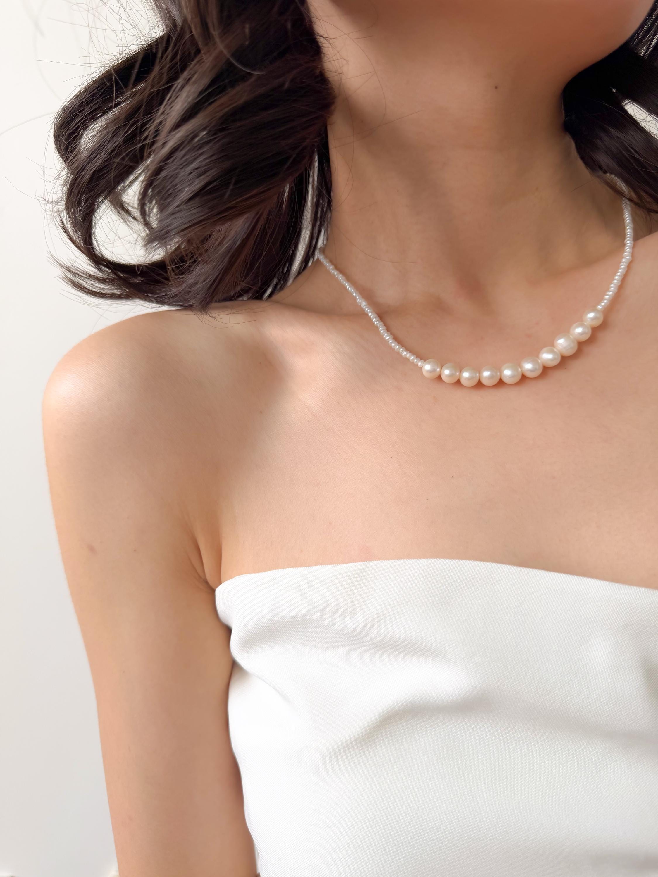 Delicate Freshwater Pearl Beaded Necklace, Graduated Luminous Pearls, Adjustable 40-45cm