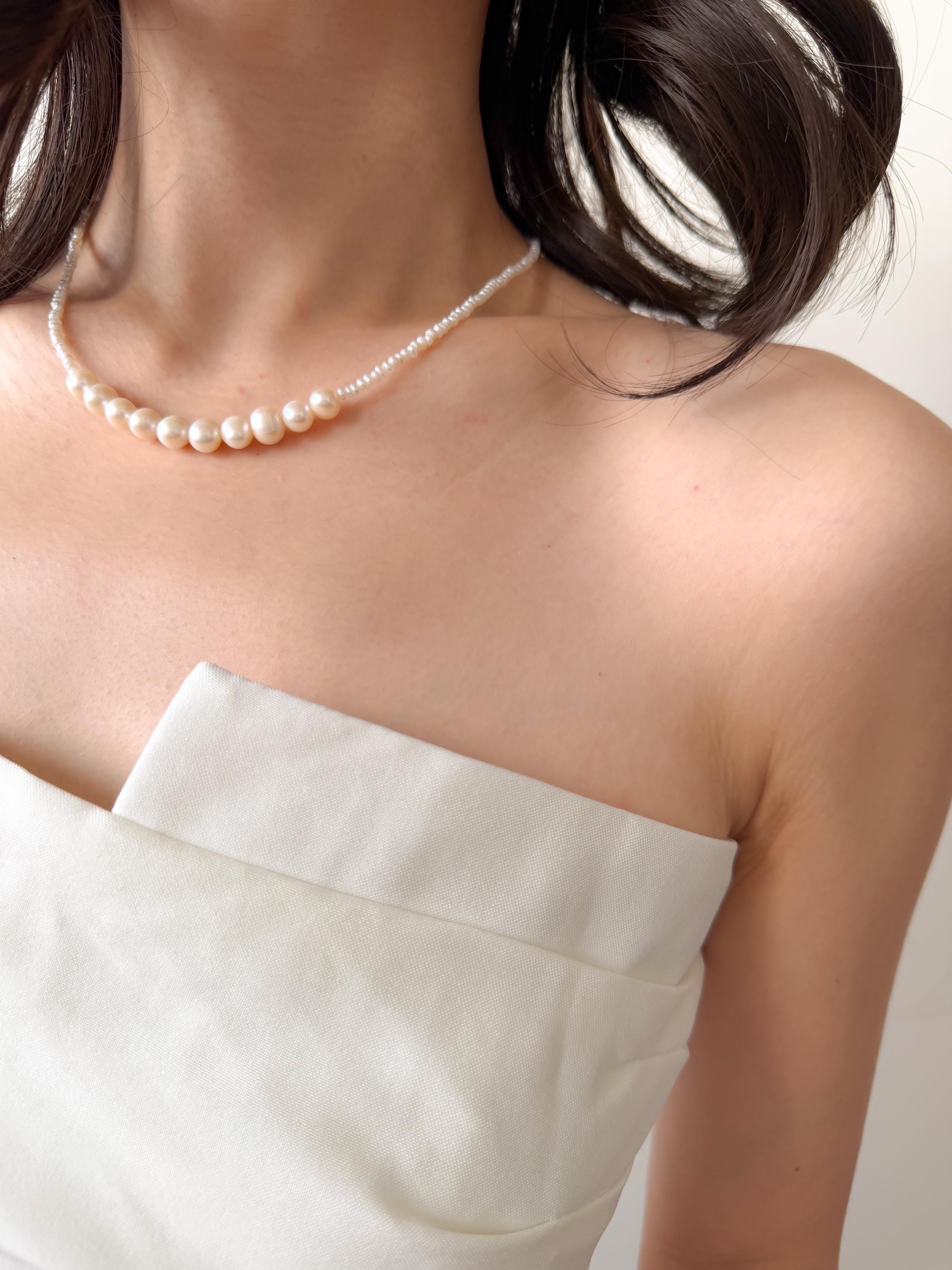 Delicate Freshwater Pearl Beaded Necklace, Graduated Luminous Pearls, Adjustable 40-45cm