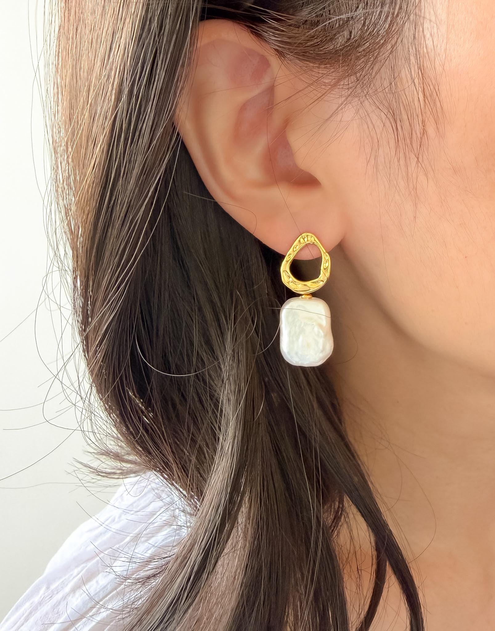 Baroque Pearl Drop Earrings: Modern 18k Gold Plated Sculptural Keshi Pearl Jewelry