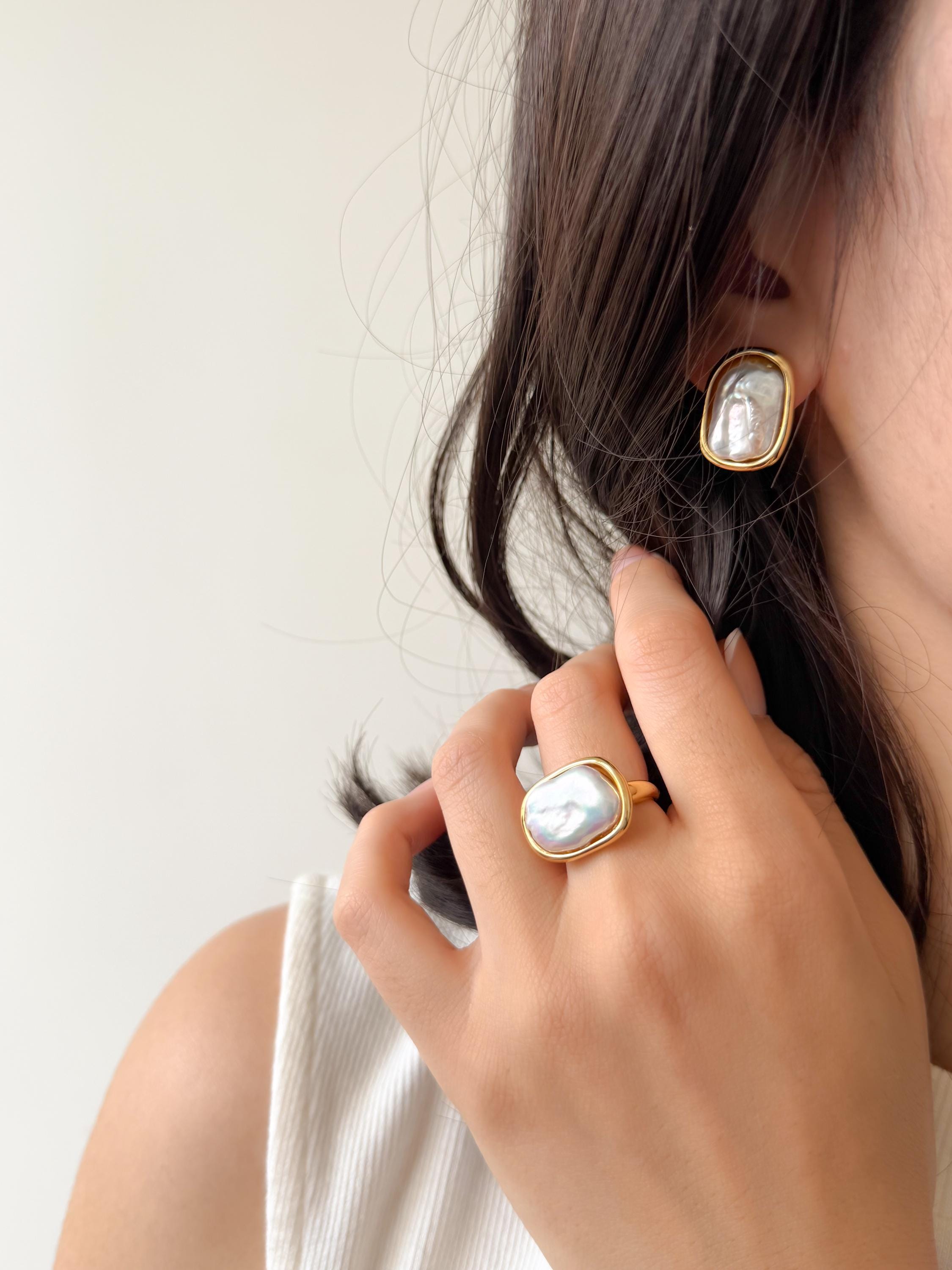 Baroque Keshi Pearl Ring, 18K Gold Plated, Adjustable Statement Ring, Everyday Wear