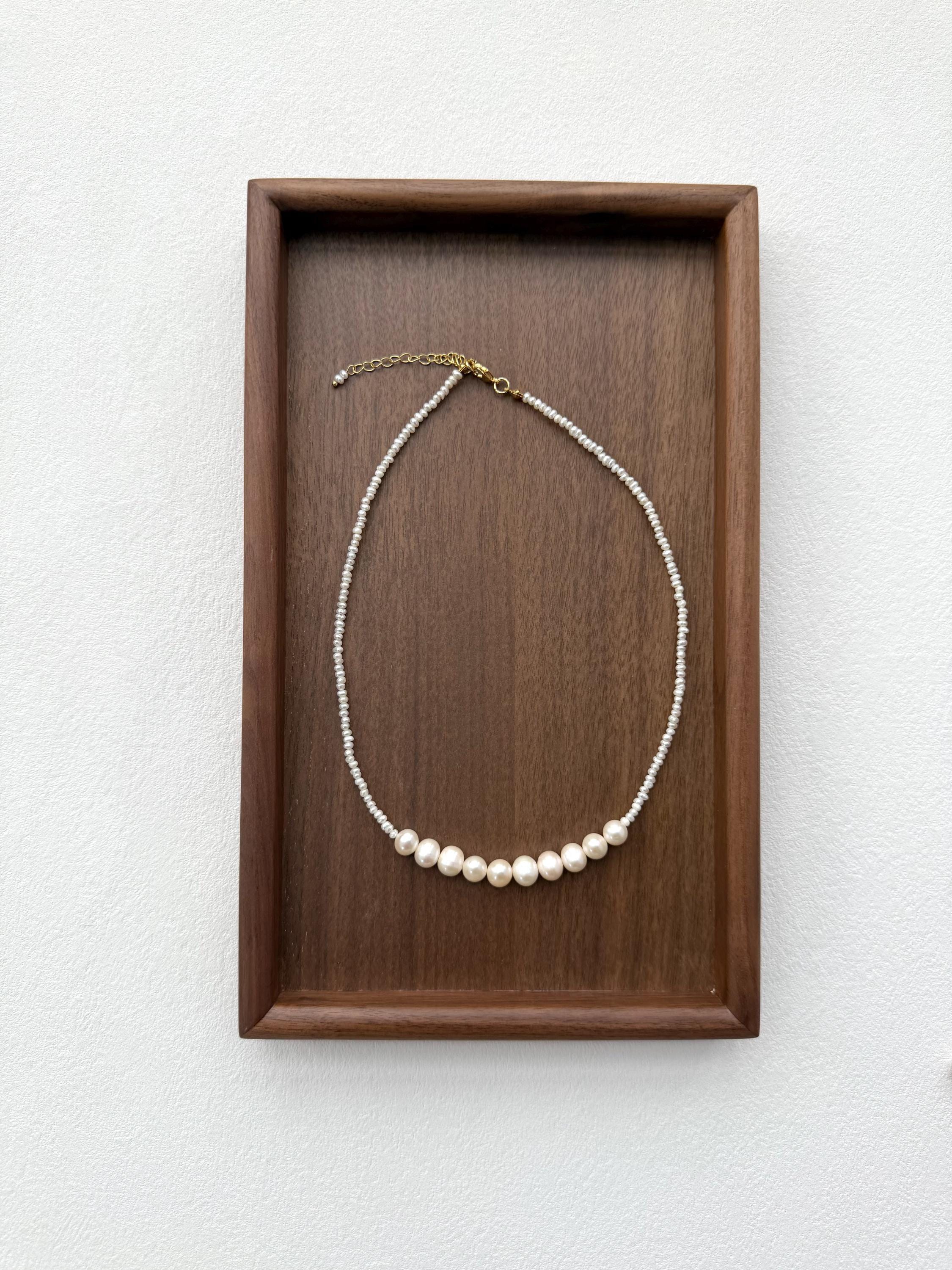 Delicate Freshwater Pearl Beaded Necklace, Graduated Luminous Pearls, Adjustable 40-45cm
