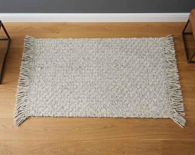 Handwoven Chunky Textured Area Rug with Tassels,Cream Boho Wool & Cotton Runner,Natural Knobby Bobble Weave,Farmhouse Entryway Kitchen Decor