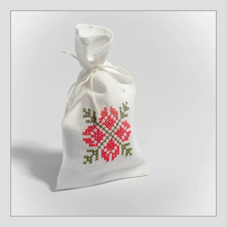 Jewelry gift bag Ethnic style Latvian embroidery Cross stitch White Christmas Gift Bag Set of Country style linen bags