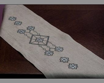 Embroidered Linen Table Runner: Rustic Tablecloth