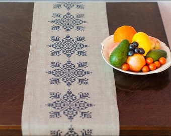 Linen table runner,Easter tablecloh, Farmhouse tablecloth, Summer table decor