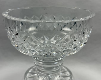 Bol sur pied cristal taillé vintage — Coupe compote — Taille diamant — Centre de table — Crystal Footed Bowl — Europe 1970s