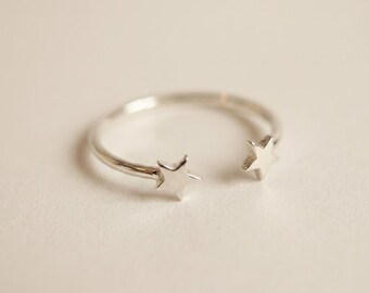 Sterling Silver Open Star Ring, Minimalist Celestial Stacking Jewelry