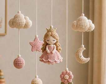 Prinsessa babymobil, virkad spjälsängsmobil, rosa barnrumsdekor, prinsessbarnrumsmobil, handgjord babymobil, barnrumspresent till flicka