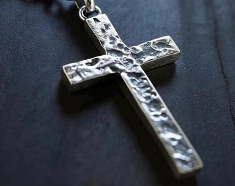 925 Sterling Silber gehämmert Kreuz Anhänger für Männer, gravierte Kreuz Anhänger, Silber Schmuck Geschenk