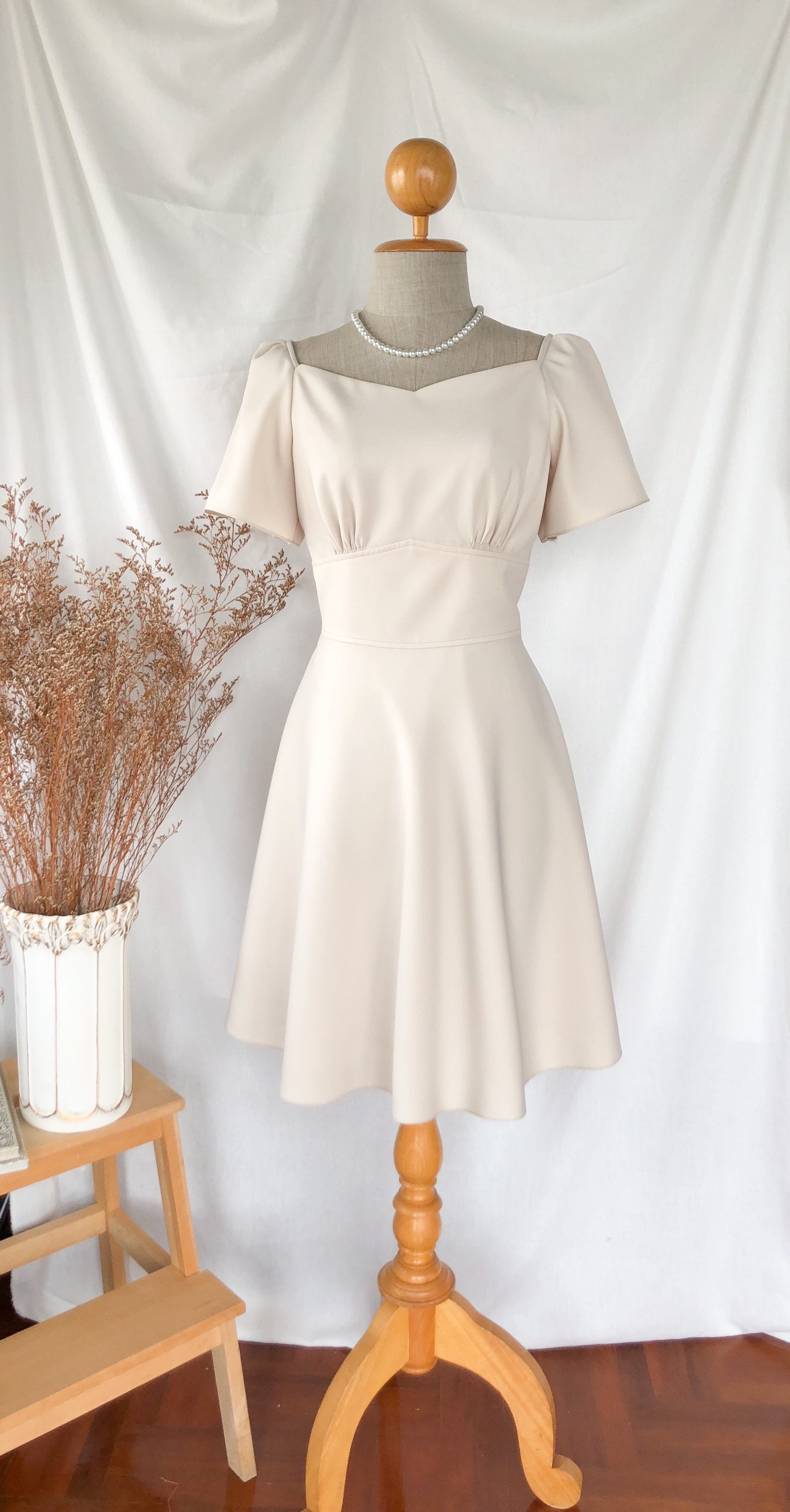 Women Capsule Wardrobe Cream Khaki Dress Swing Vintage Party