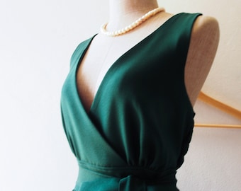 Green Bridesmaid Dress Forest Green Party Dress V Neck Vintage retro Sundress Green Summer Dress Swing Dance Outfit- FLAWLESS