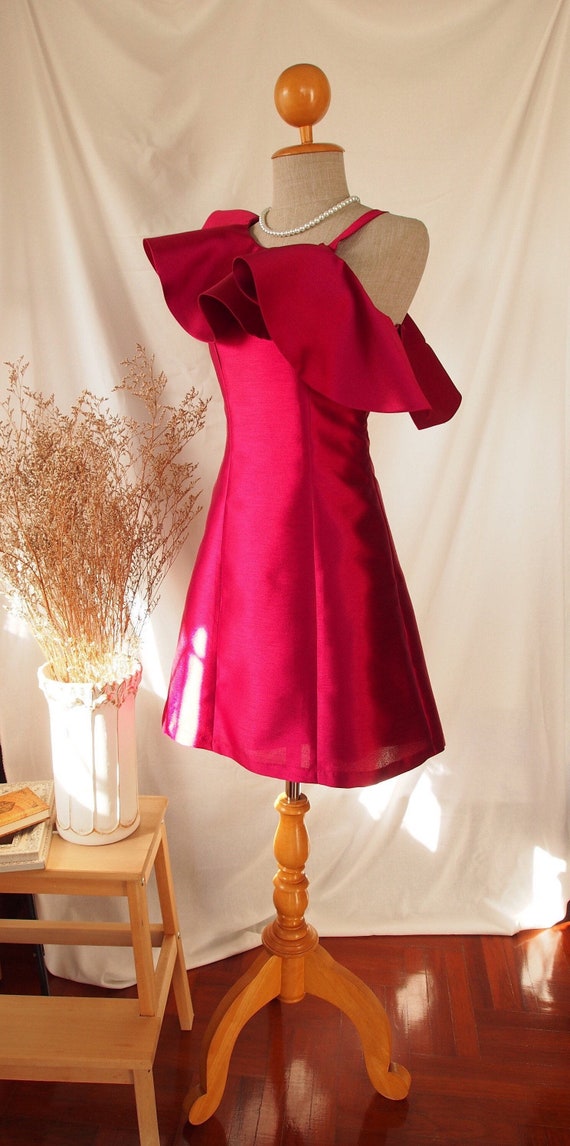 Emma Donkerrood Galajurk Een Schouder Feestjurk Zijde Grote Ruche Een Lijn Bourgondie Bruidsmeisje Bruiloft Date Night Formele Elegante jurk Etsy Nederland