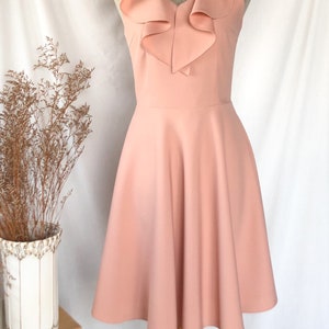 green emerald velvet dress Amazon.com: Women's Vintage Rose Embroidered Floral Evening V-Neck Wedding  Dresses A Line Midi Short 3/4 Sleeve Dress(S, J1) : Clothing, Shoes &  Jewelry main image 1