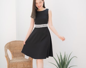 Bloom - Vestido negro elegante clásico pequeño vestido negro de oficina use falda swing sin mangas con encaje floral Dama de honor Vestido de fiesta Vestido de sol