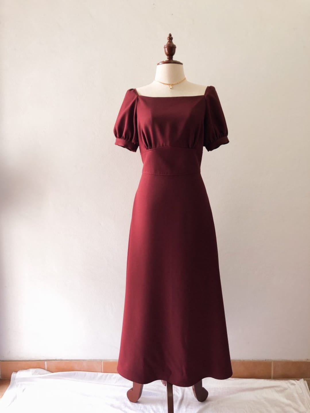 Maroon vintage cheap dress