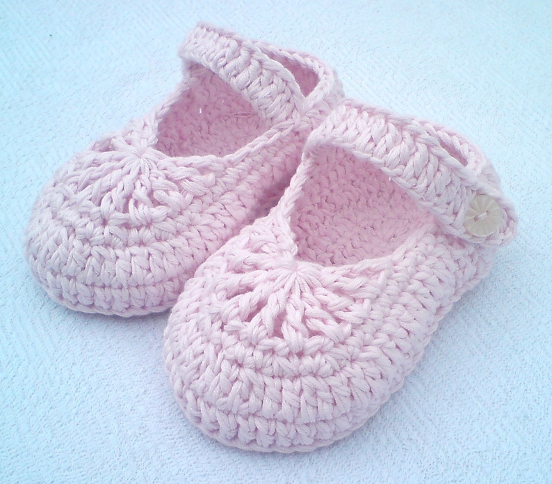 Crocheted Baby Girls Shoes PDF Instant Download Crochet Pattern YARA simple baby shoes image 6