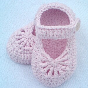 Crocheted Baby Girls Shoes PDF Instant Download Crochet Pattern YARA simple baby shoes image 3