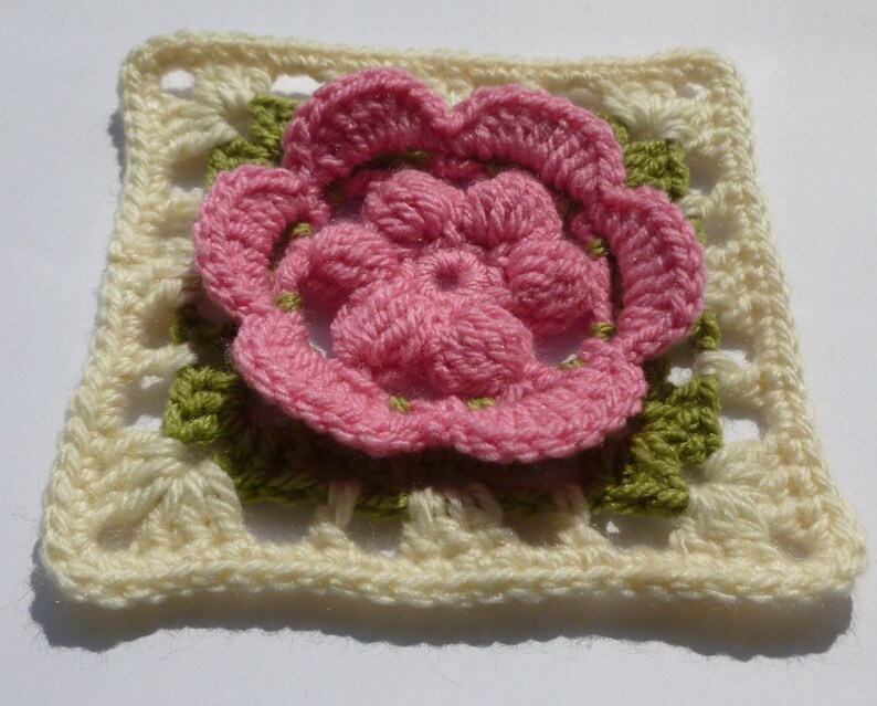 Crochet Granny Square Floral Pattern Instant Download Square Crochet PDF Pattern Floral Afghan Block Motif Square Flower in Square image 4