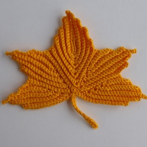 Crochet Maple Leaf Pattern Instant Download Crochet PDF Pattern Irish Crochet All five branches made without cutting thread image 5