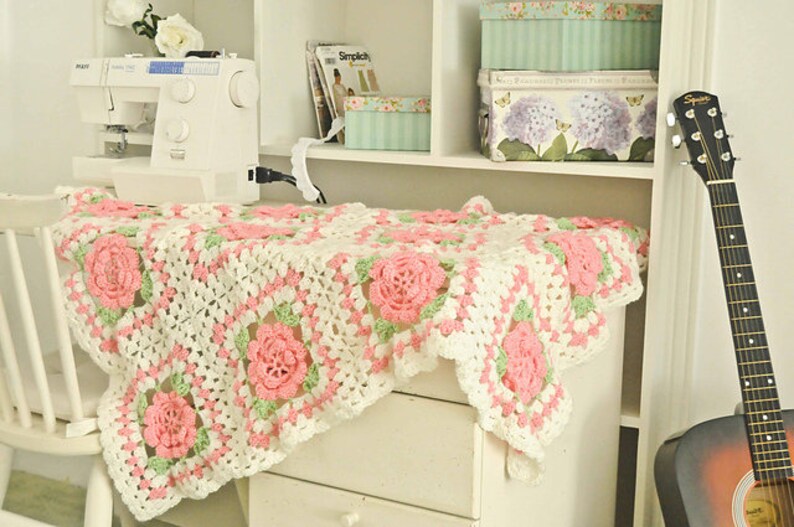 Crochet Granny Square Floral Pattern Instant Download Square Crochet PDF Pattern Floral Afghan Block Flower in Granny Square image 1