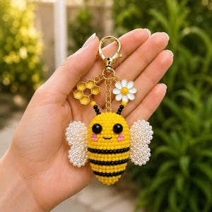 3D Beaded Bee Pattern PDF, Beaded Keychain Tutorial, Seed Bead Animal Pattern, Bee Bag Charm, Instant Download