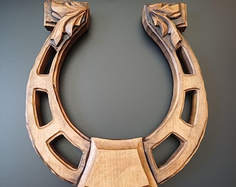 Hand Carved Linden Wood Horseshoe Wall Decor, Rustic Leaf Motifs, Farmhouse Sculpture