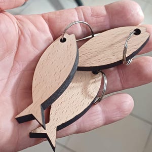 Holzrohlinge Fisch Schlüsselbund, Buchenholz DIY Handwerk Formen mit Schlüsselringen 5er Set