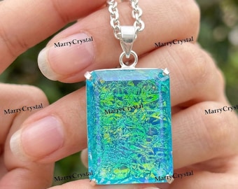 Collar con colgante de cristal de ópalo de fuego monarca hecho a mano, joyería con piedras preciosas talladas en varios colores esmeralda.
