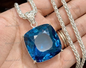 Collar con colgante de cristal talla cojín de topacio azulado verde intenso – Cadena de plata alemana de 45 cm