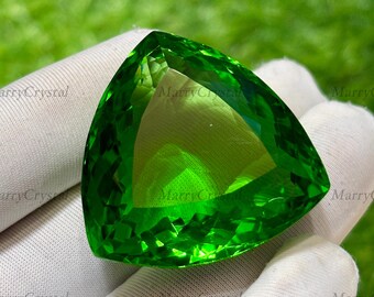 Topacio verde trillón de 90 quilates: gema de vidrio facetada (30 mm)