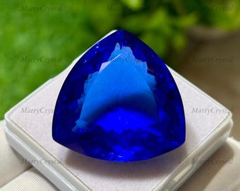 Topacio azul suelto de 87 quilates: piedra preciosa de talla trillón para joyería.