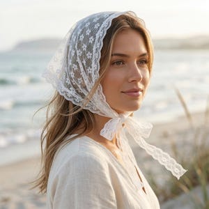 Vintage 70s white floral lace quilted headkerchief headscarf Vintage Lace Head Scarf - Etsy main image 3
