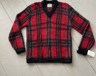 Vintage Alps Mohair Wool V Neck Sweater | Red Plaid | Large