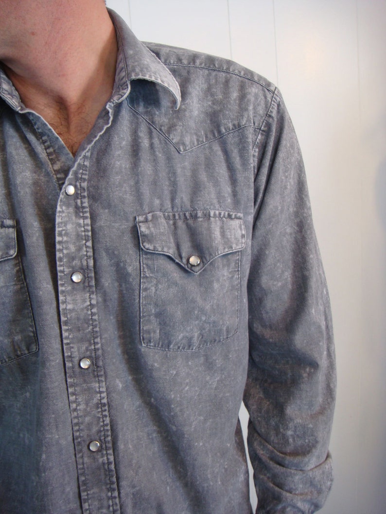 Vintage 1980s Acid Wash Western Shirt Chambray Denim Pearl Snap Size Small Medium Stone Wash image 3