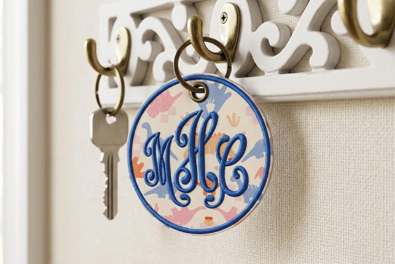 Broderipaket | Paket med applikationer för väsketiketter | Paket med applikationer för monogramvapen | Paket med BX-typsnitt | Hela butiken bild 14