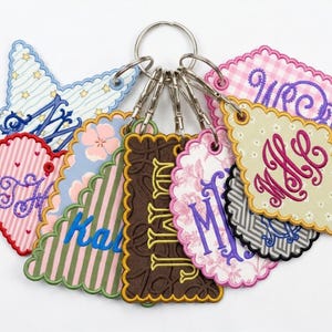 Broderipaket | Paket med applikationer för väsketiketter | Paket med applikationer för monogramvapen | Paket med BX-typsnitt | Hela butiken bild 4