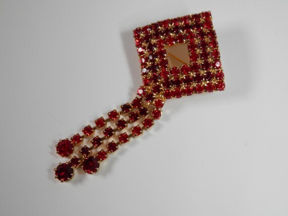 Red Rhinestone Square Diamond Shape Waterfall Dan… - image 2