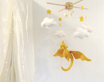Baby mobile - Dragon mobile - fairytale mobile - baby mobile dragon - dragon nursery - fairytale nursery - baby - gender neutral baby