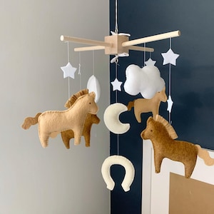 baby mobile - baby crib mobile - horse mobile - cowboy mobile - farm baby mobile - baby decor horse - horseback nursery