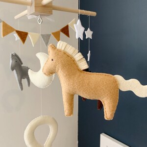 baby mobile, baby crib mobile, horse mobile, western nursery, gender neutral mobile, baby mobile horses, baby Mobile farm, farm nursery deco