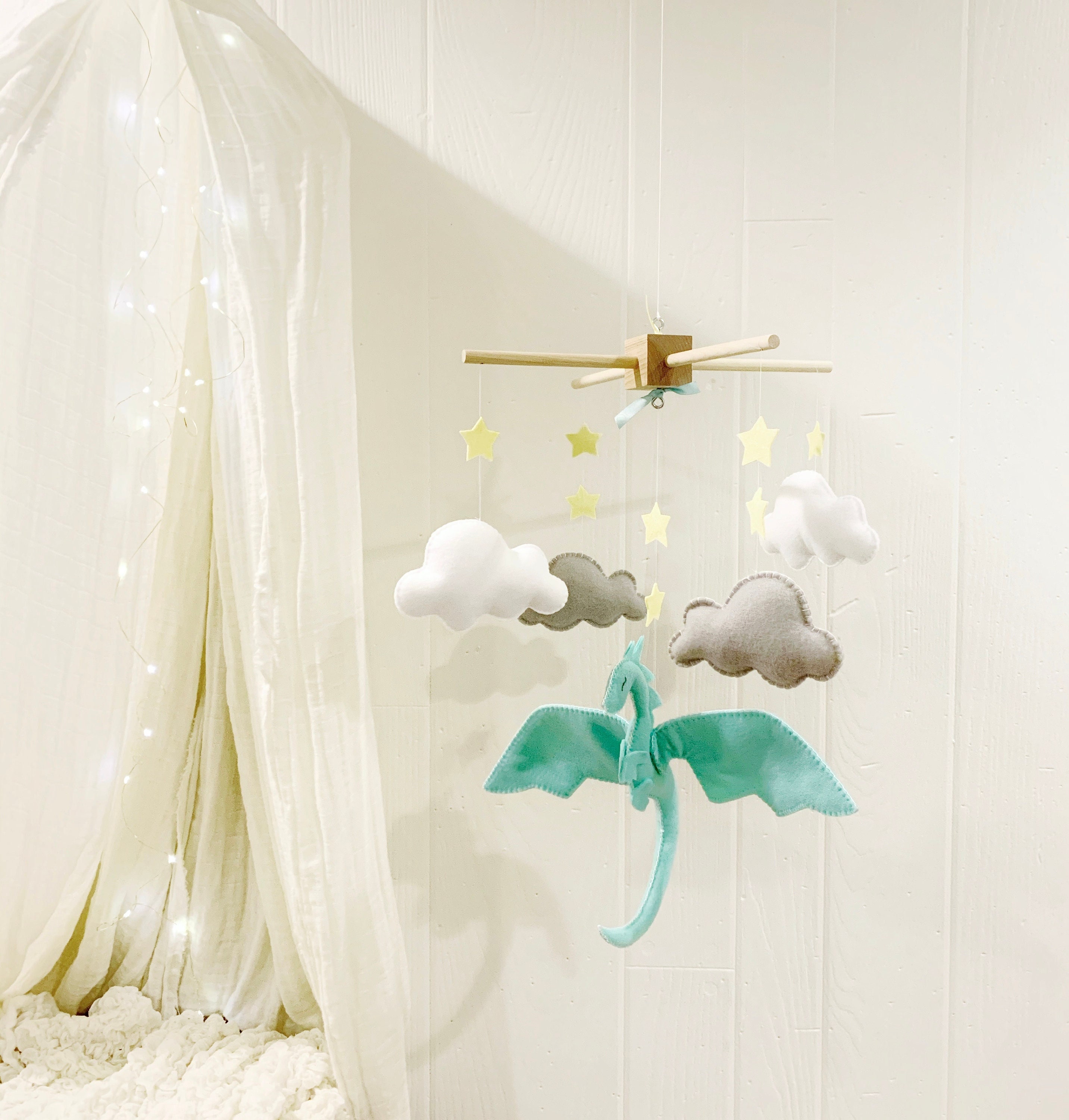 Dragon baby store mobile