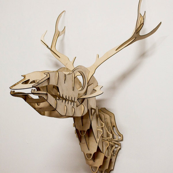 Goldfuss - Plywood Stag Head