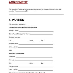 Könnte beinhalten: Ein weißes Dokument mit der Überschrift "ASSOCIATE PHOTOGRAPHER AGREEMENT" in roter Schrift. Das Dokument enthält Abschnitte für "PARTIES", "Lead Photographer / Photography Business" und "Associate Photographer" mit leeren Zeilen.