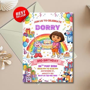 Op de afbeelding: Een kleurrijke verjaardagsuitnodiging met Dora de Explorer en een aap. De uitnodiging bevat de tekst "Doe mee om Dorry te vieren" en details voor een 3e verjaardagsfeest, inclusief datum, tijd en locatie.