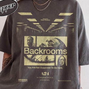 Retro Backrooms Movie Comfort Colors® Shirt, Unisex Horror Film Graphic Tee, Gifts for Her and Him zdjęcie 1