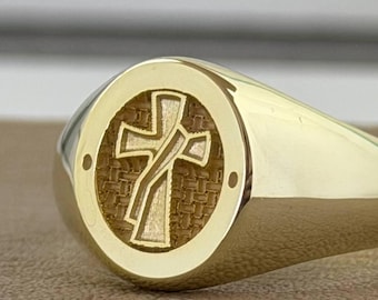Anillo con sello de cruz cristiana – Estilo clerical – Anillo religioso inspirado en el diácono – Oro Solis y plata de ley 925