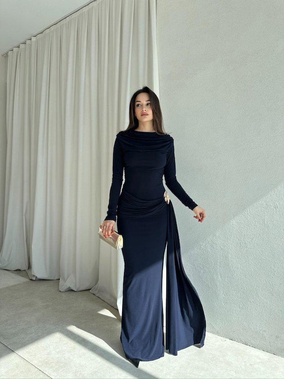 Navy Blue Draped Maxi Dress: Elegant Long Sleeve Formal Evening Gown